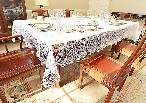 Crochet Lace Tablecloth 70" x 105" White - Click Image to Close